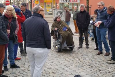 Beim Bürgerspaziergang, Foto von Gerhard Lang